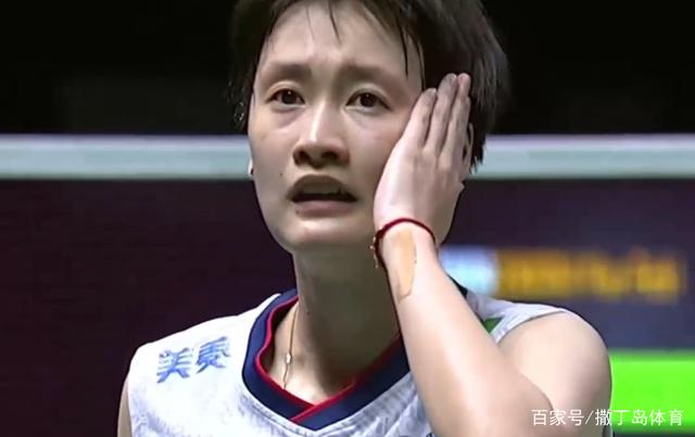 爱游戏在线-中国队鏖战印尼队,辛杜扛起全队