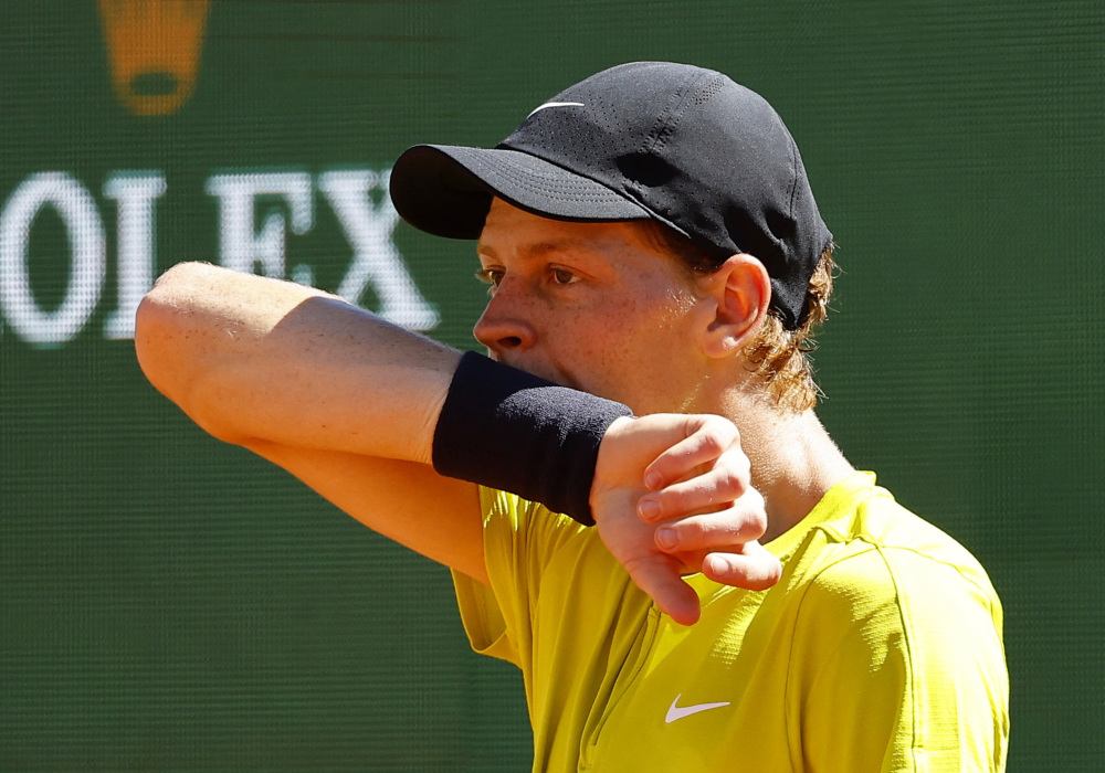 爱游戏在线-蒙特卡洛大师赛险胜年终总决赛，辛纳惊艳四座