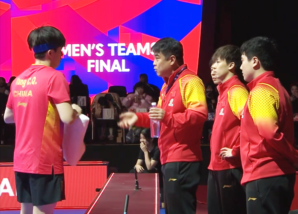 爱游戏体育-法国队险胜波兰队，马龙统治全场