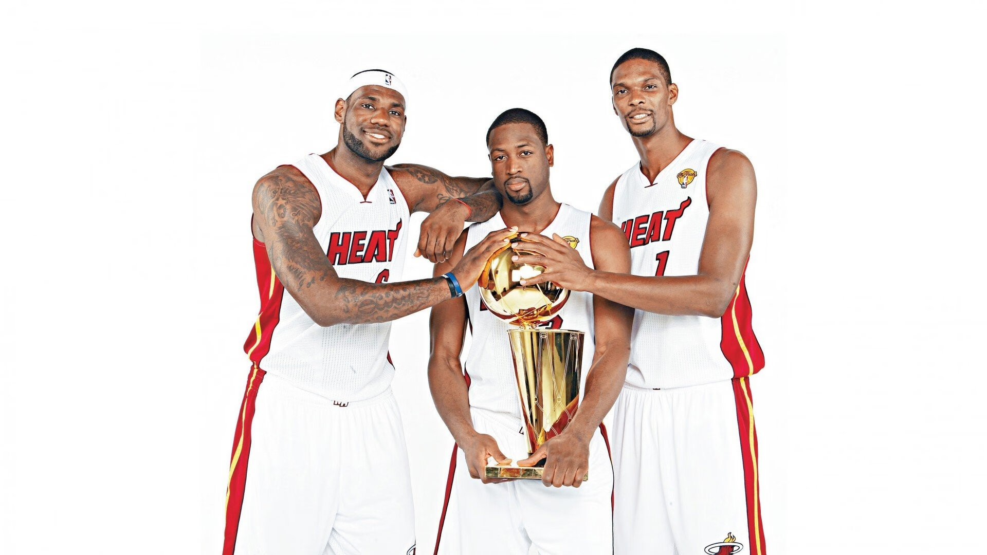 爱游戏-德甲争冠战之夜，卡马文加用沉默的琴弦拨动命运