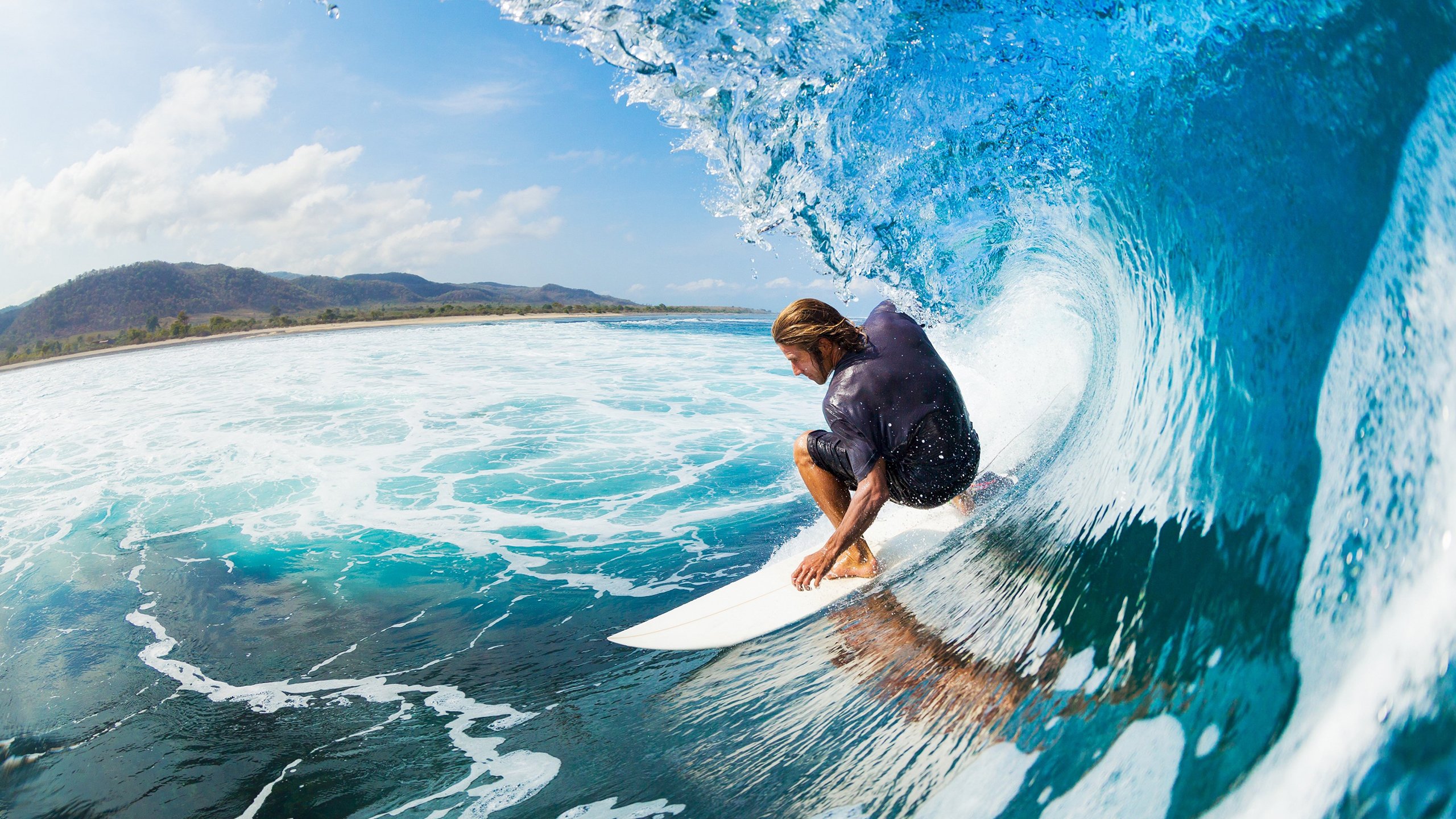 爱游戏官方-广东队对阵快船,米切尔攻防两端的统治艺术